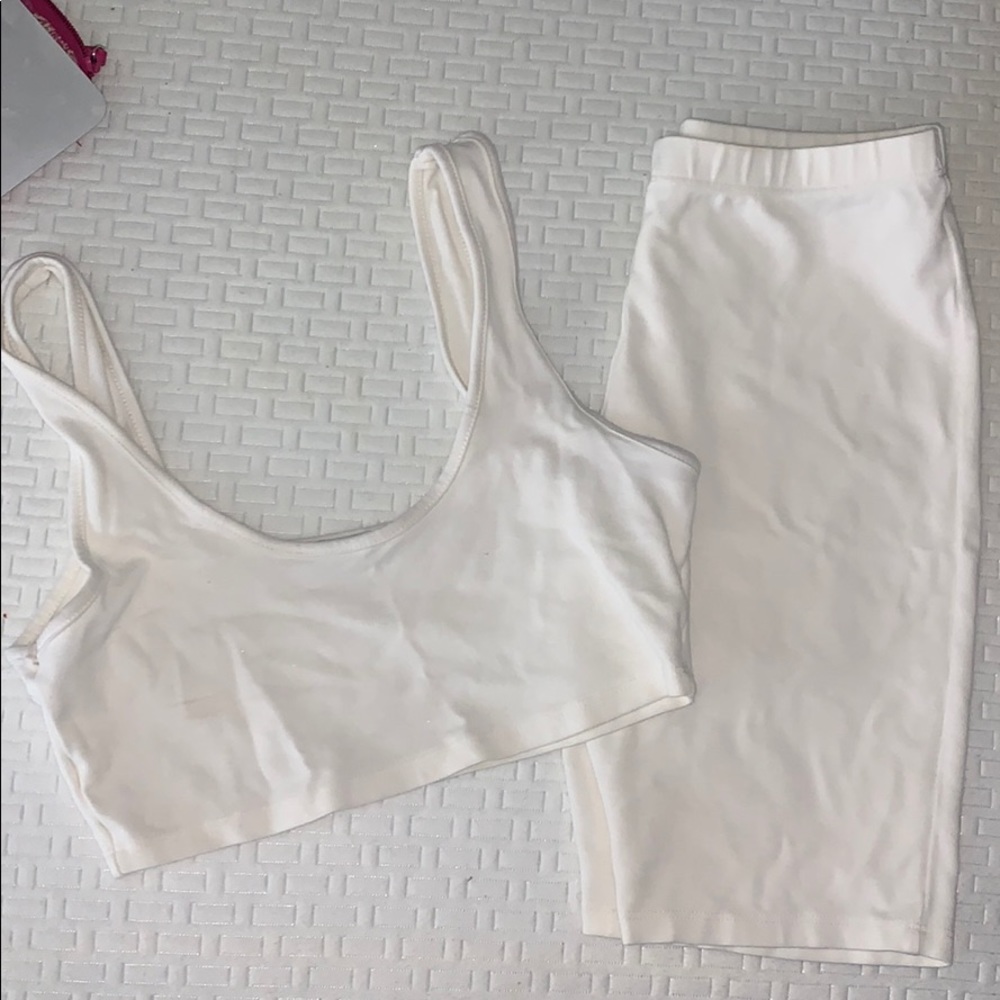 White biker set